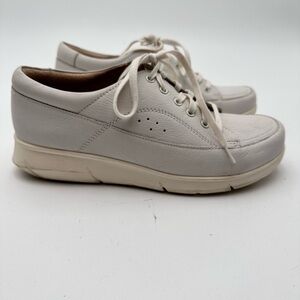Hush Puppies Women's Dasher Mardie Oxford Ivory Leather Comfort Shoe Size 9.5